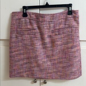 Loft pink tweed pocket skirt.